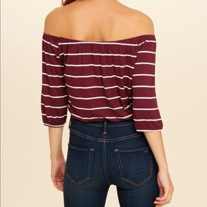 🍒Hollister Long Sleeve Off the Shoulder🍒